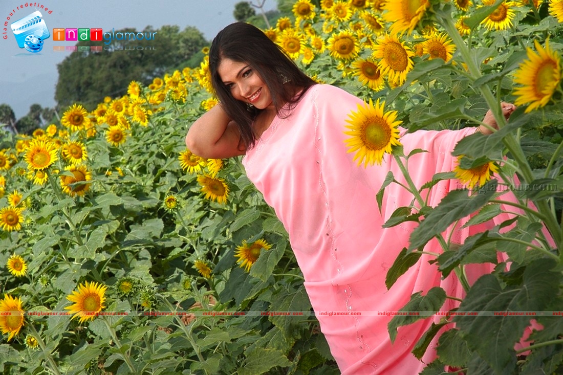 Azhagar Malai Movie hd photo